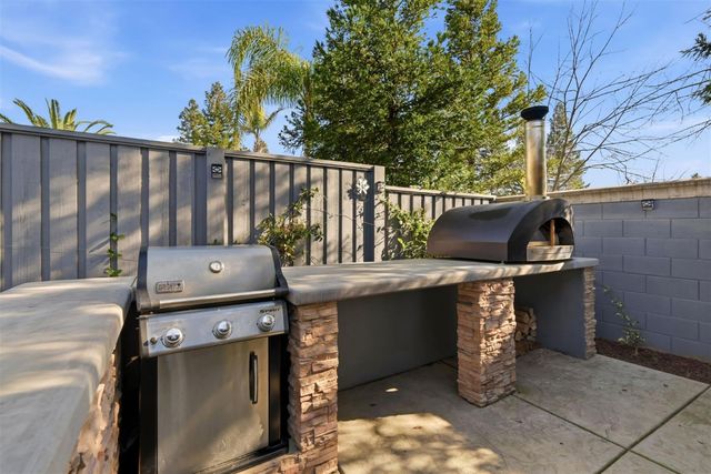 2934 Tilbury Way, Roseville, CA 95661