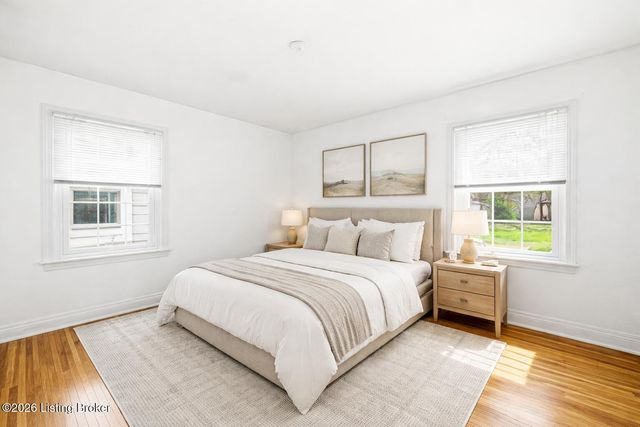 1054 Oakwood Ave, Louisville, KY 40215