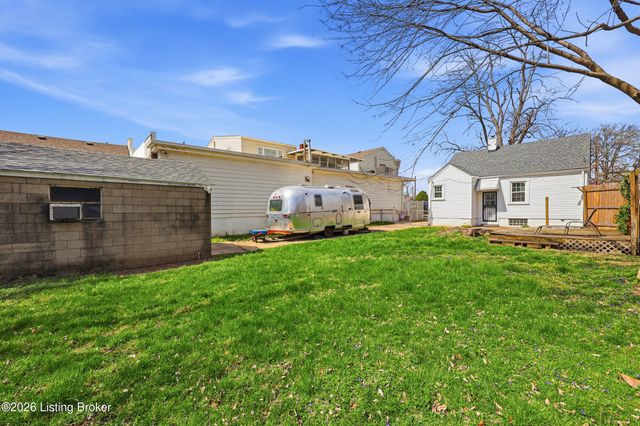 1054 Oakwood Ave, Louisville, KY 40215