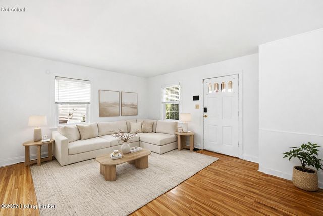 1054 Oakwood Ave, Louisville, KY 40215