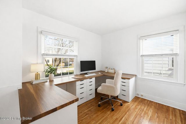 1054 Oakwood Ave, Louisville, KY 40215