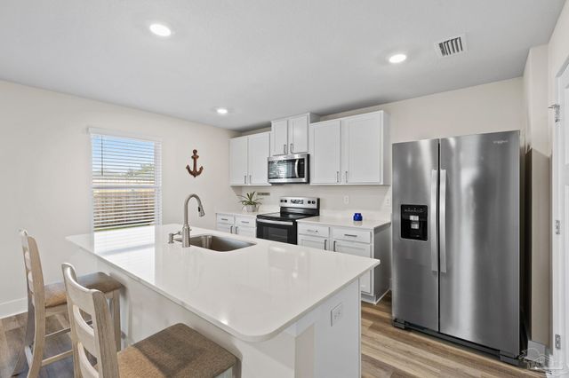 4924 Valor Ct, Pace, FL 32571