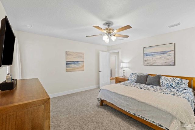 4924 Valor Ct, Pace, FL 32571