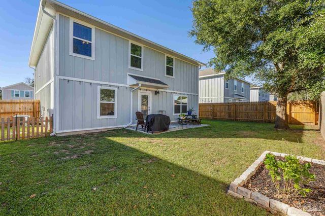 4924 Valor Ct, Pace, FL 32571