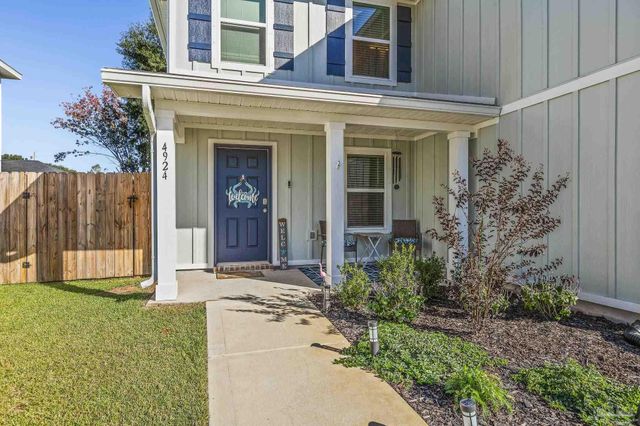 4924 Valor Ct, Pace, FL 32571