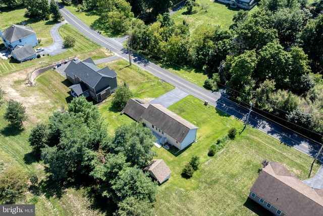 7304 SANDY HOLLOW RD, Harrisburg, PA 17112