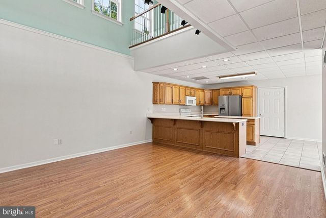 7304 SANDY HOLLOW RD, Harrisburg, PA 17112