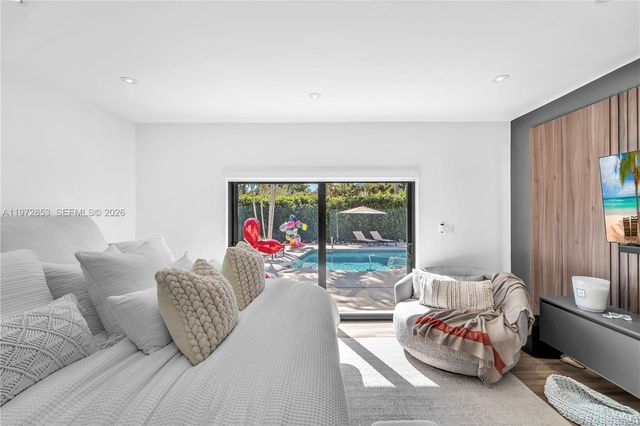 1424 Algardi Ave, Coral Gables, FL 33146