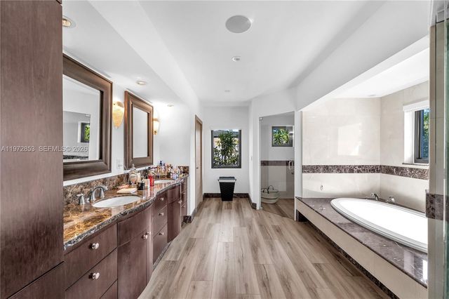 1424 Algardi Ave, Coral Gables, FL 33146