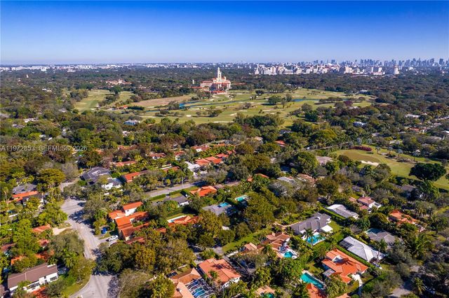 1424 Algardi Ave, Coral Gables, FL 33146