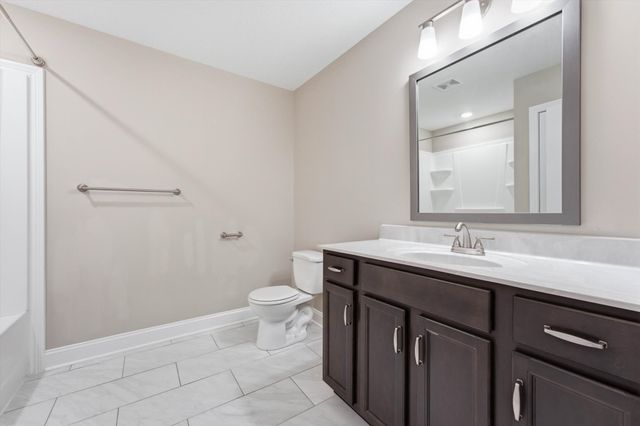 1969 Sydney Louise Dr, Clarksville, TN 37042