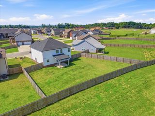 1969 Sydney Louise Dr, Clarksville, TN 37042