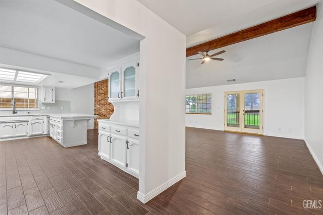 1207 Jenkins Road, Bakersfield, CA 93314