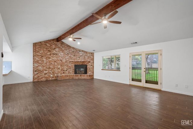 1207 Jenkins Road, Bakersfield, CA 93314