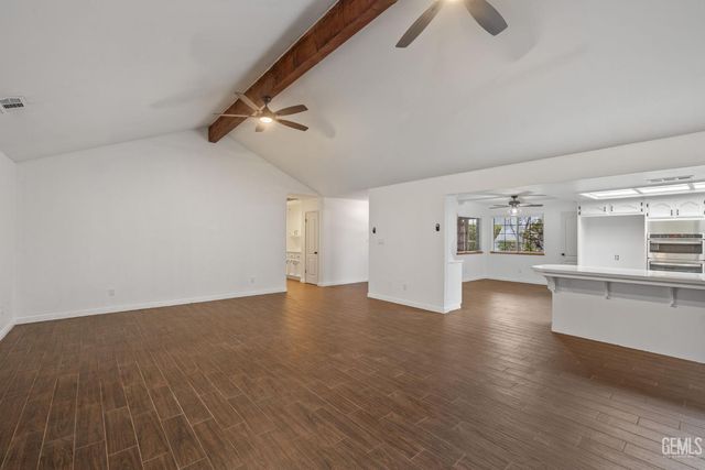 1207 Jenkins Road, Bakersfield, CA 93314