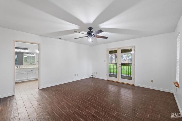 1207 Jenkins Road, Bakersfield, CA 93314