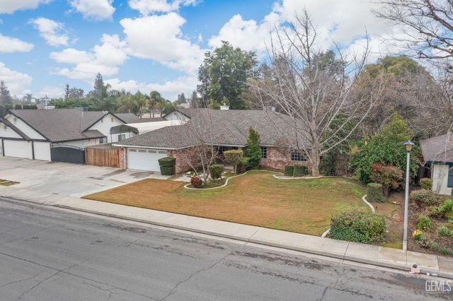 1207 Jenkins Road, Bakersfield, CA 93314