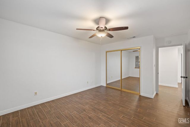 1207 Jenkins Road, Bakersfield, CA 93314