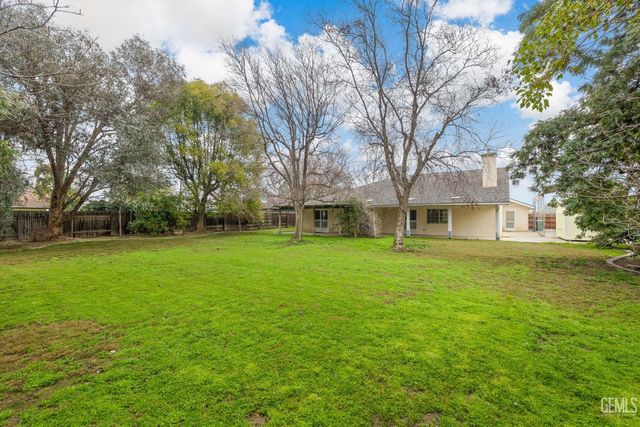 1207 Jenkins Road, Bakersfield, CA 93314