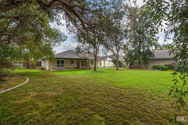 1207 Jenkins Road, Bakersfield, CA 93314
