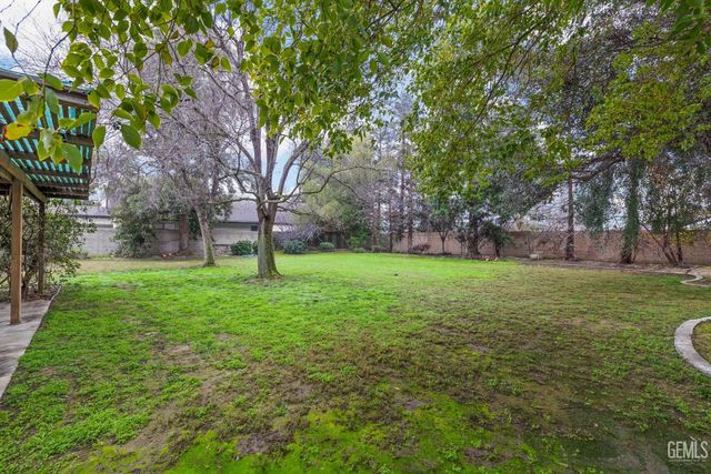 1207 Jenkins Road, Bakersfield, CA 93314