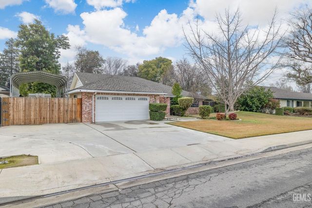 1207 Jenkins Road, Bakersfield, CA 93314