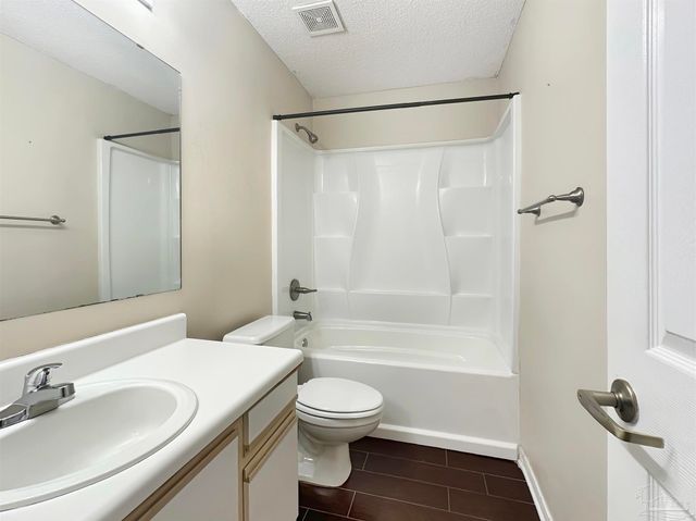 8877 Shoal Creek Ct, Pensacola, FL 32514