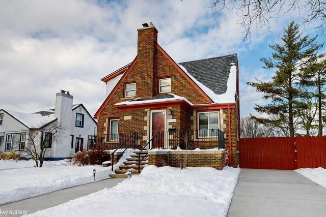 7535 Henry Street, Center Line, MI 48015