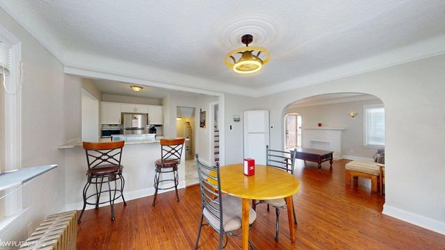 7535 Henry Street, Center Line, MI 48015