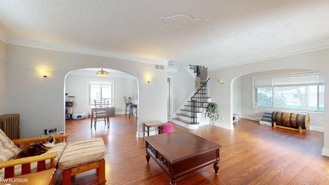 7535 Henry Street, Center Line, MI 48015