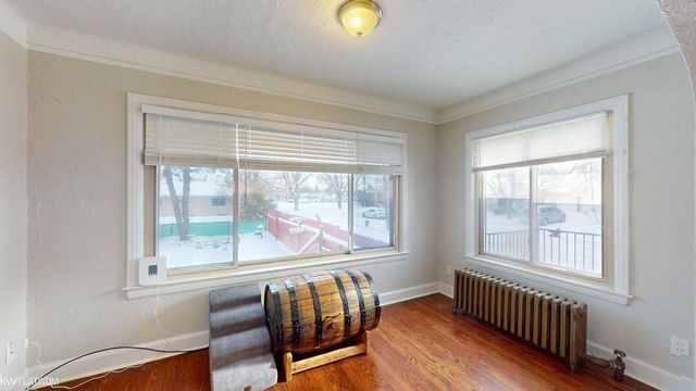 7535 Henry Street, Center Line, MI 48015