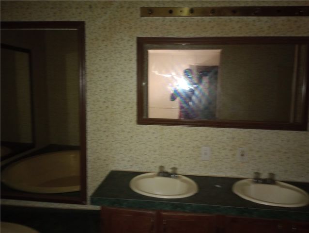 3455 Madison 8270, Huntsville, AR 72740