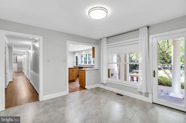 11103 BURYWOOD LN, Reston, VA 20194