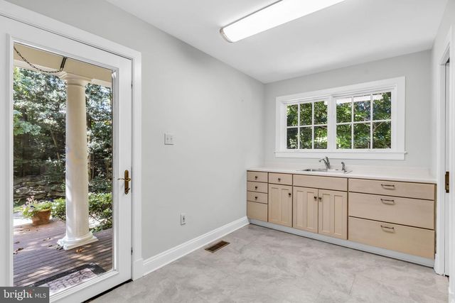 11103 BURYWOOD LN, Reston, VA 20194