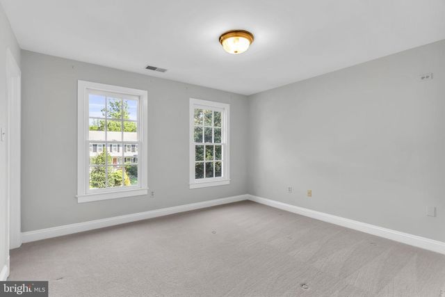 11103 BURYWOOD LN, Reston, VA 20194