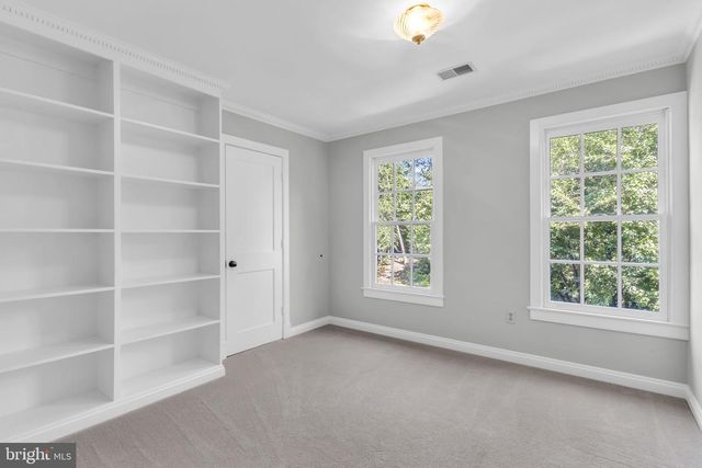 11103 BURYWOOD LN, Reston, VA 20194