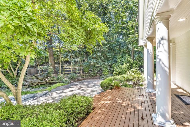11103 BURYWOOD LN, Reston, VA 20194