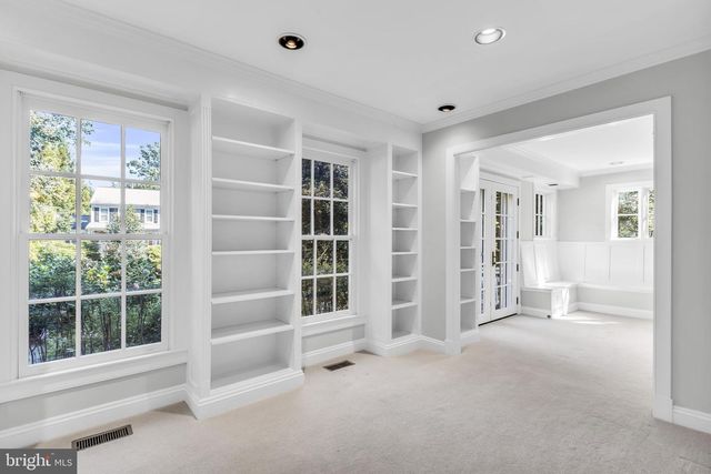 11103 BURYWOOD LN, Reston, VA 20194