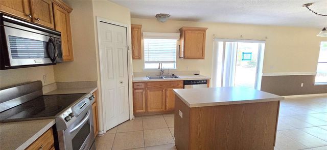 6082 SUNSET VISTA DRIVE, Lakeland, FL 33812