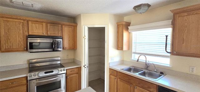 6082 SUNSET VISTA DRIVE, Lakeland, FL 33812