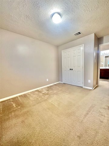 1511 Village Townhome Drive, Pasadena, TX 77504