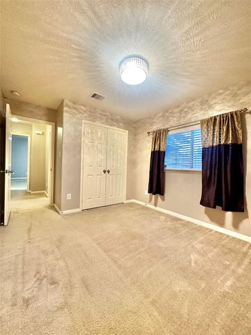 1511 Village Townhome Drive, Pasadena, TX 77504