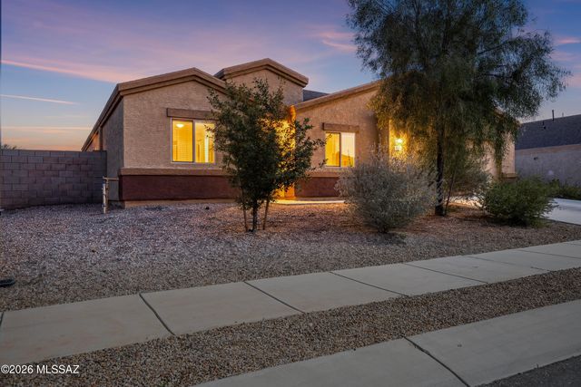 6853 S Portugal Avenue, Tucson, AZ 85757