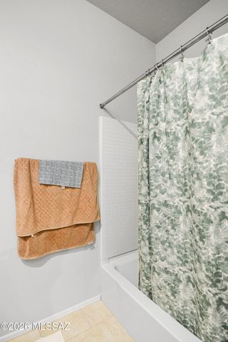 6853 S Portugal Avenue, Tucson, AZ 85757