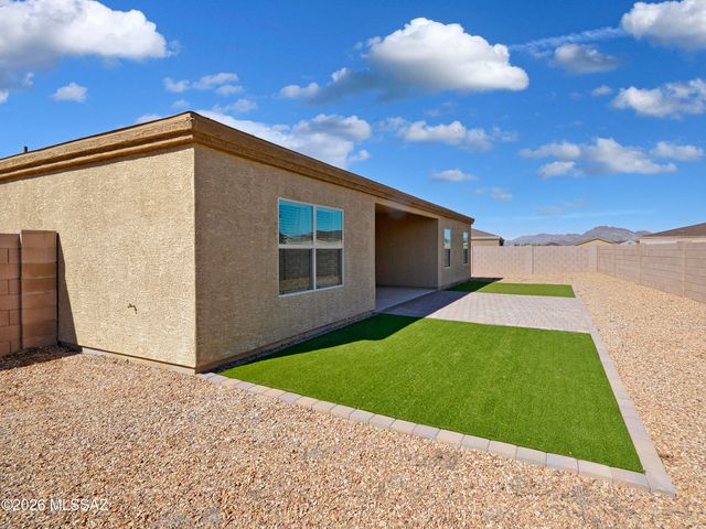 6853 S Portugal Avenue, Tucson, AZ 85757