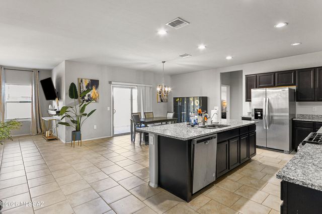 6853 S Portugal Avenue, Tucson, AZ 85757