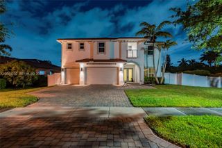 7601 Cavalia Drive, Davie, FL 33328