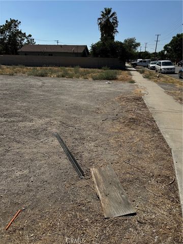 233 La Cadena Drive, Colton, CA 92324