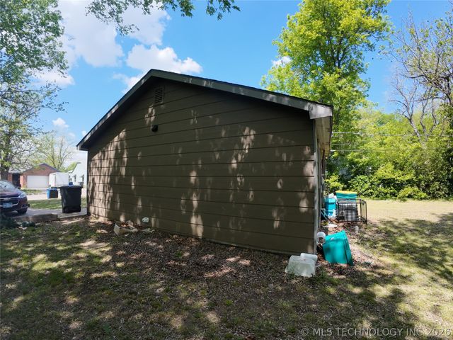2115 N Rockford Avenue, Tulsa, OK 74106