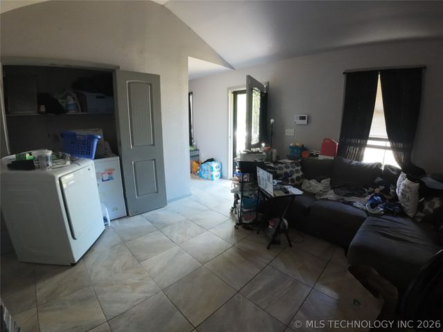 2115 N Rockford Avenue, Tulsa, OK 74106